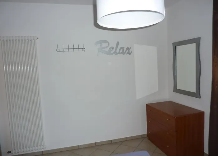 Azzurra Terrasse Gartenblick Parkplatz Kostenlos 100 Mtr Zum Appartamento *