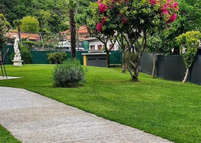 Azzurra Terrasse Gartenblick Parkplatz Kostenlos 100 Mtr Zum Apartment